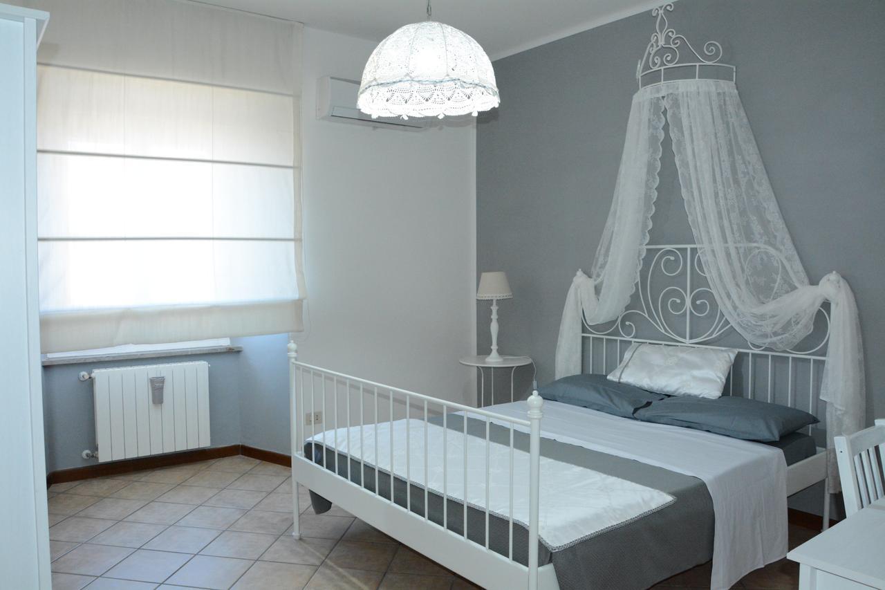 Maison Huguette Civitavecchia Buitenkant foto
